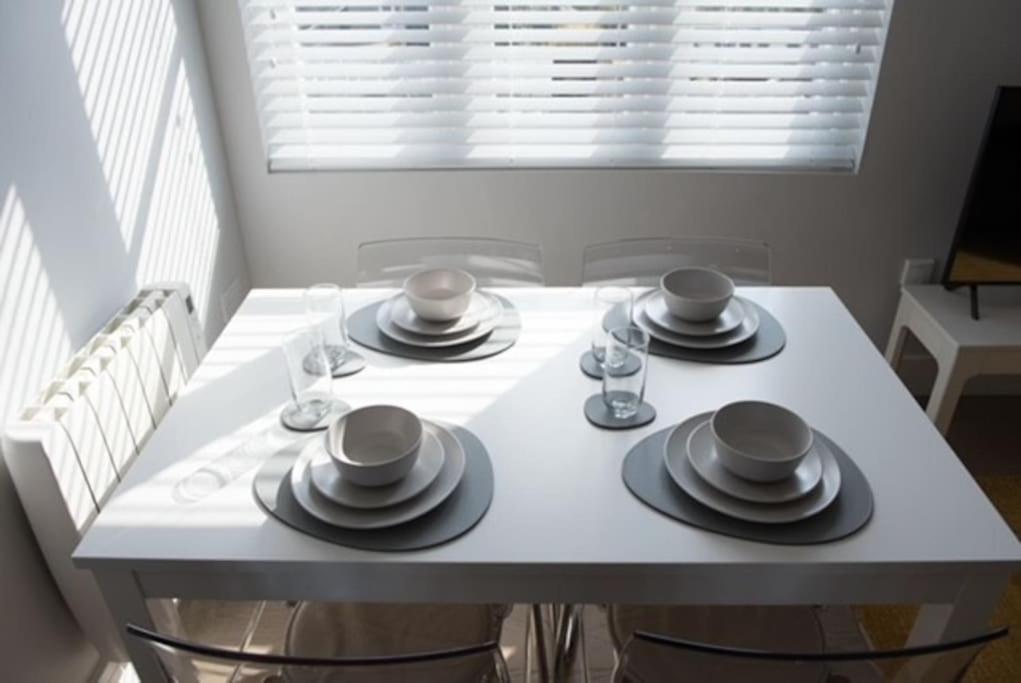 Beautiful, Spacious 1 Bed Flat Brentwood Esterno foto