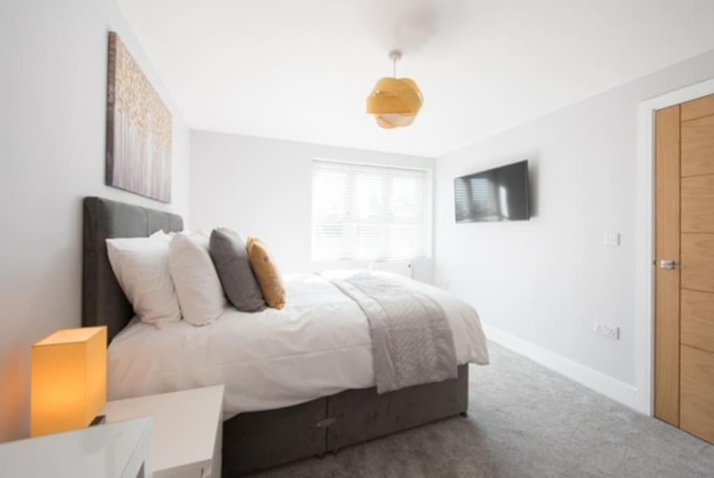 Beautiful, Spacious 1 Bed Flat Brentwood Esterno foto