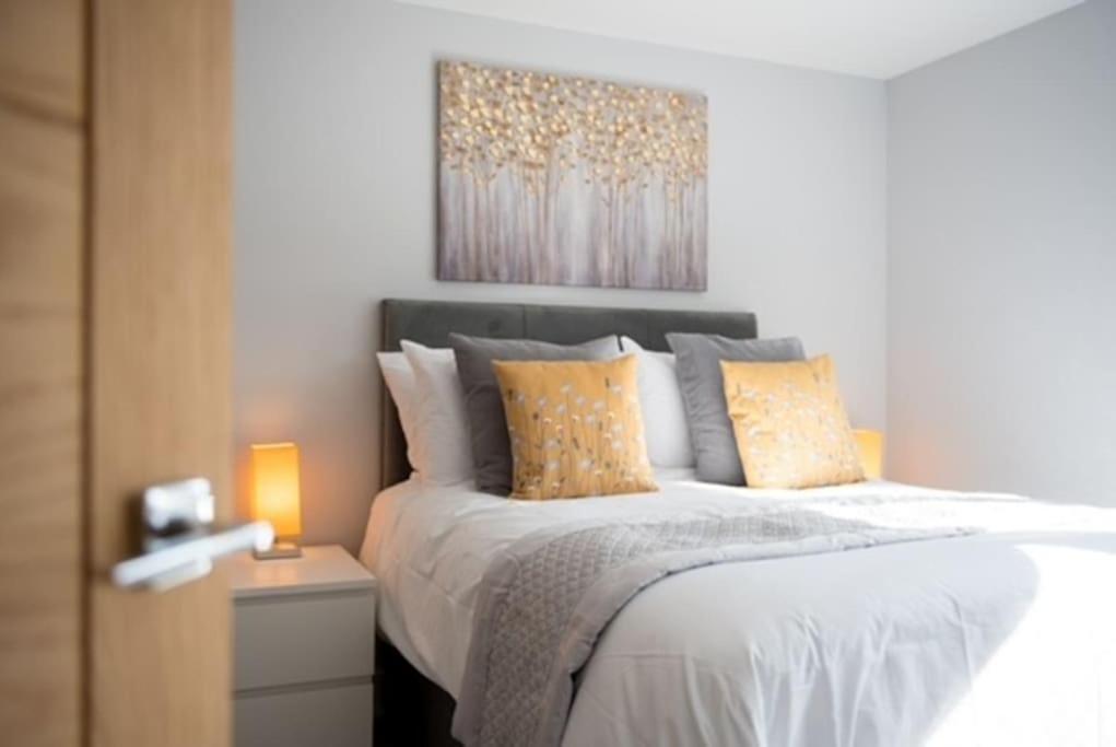 Beautiful, Spacious 1 Bed Flat Brentwood Esterno foto