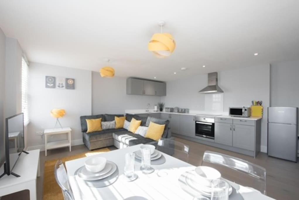 Beautiful, Spacious 1 Bed Flat Brentwood Esterno foto